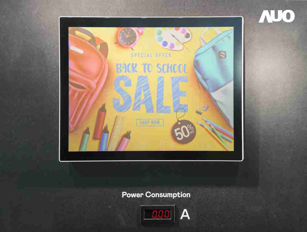 2468BET展示胆固醇液晶超低耗能户外全彩显示器，，，，ChLC（胆固醇液晶）以双稳态技术使静态显示零功耗，，具省电、、、、高彩度、、、环保的特性，，，还整合软硬件系统解决方案，，可透过单一云端平台管理